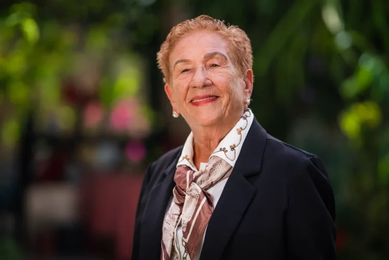 Antigua Melania Martínez Santos